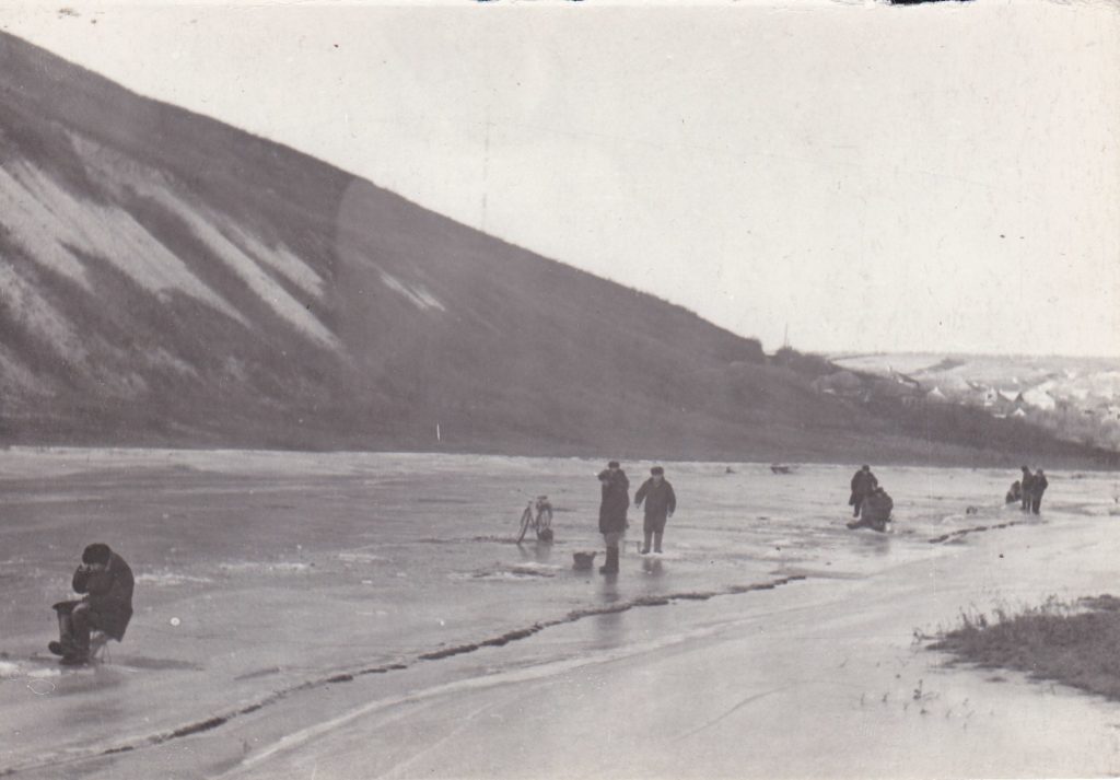 СТАРОБЕЛЬСК 1971 ГОД, "ПЯТАЯ КУПАЛЬНЯ".